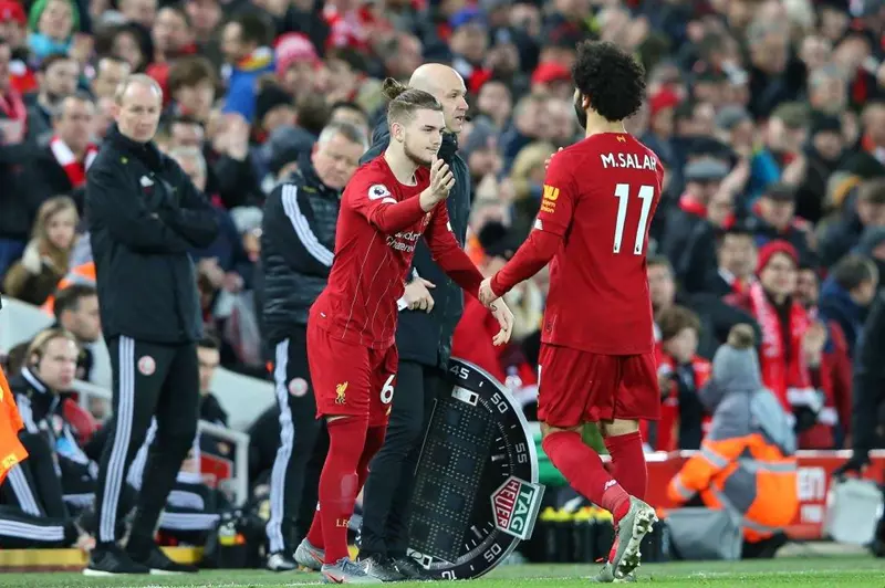 هارفي إليوت ومحمد صلاح